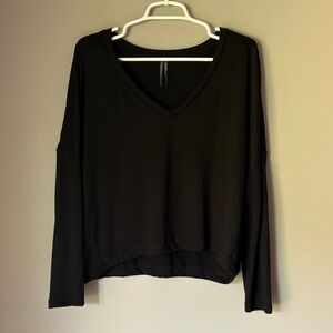 ANTHROPOLOGIE  Black V-Neck Long Sleeve Lightweight Sweater